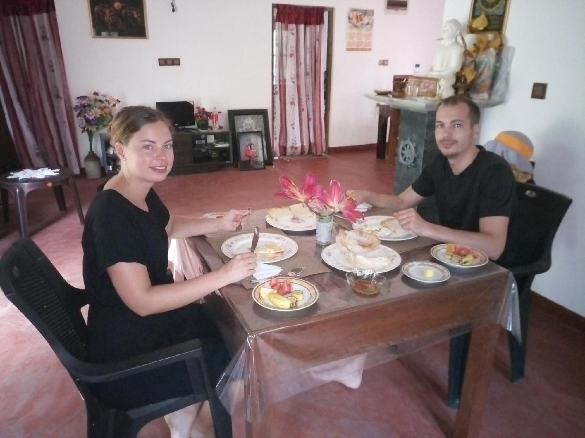 Silent Peacock Villa And Peacock Cafe Tangalle Eksteriør bilde
